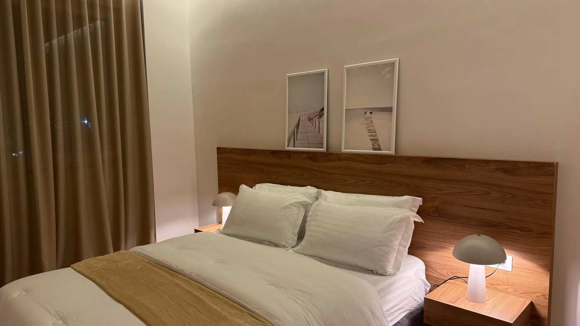 טיראנה Refine City Stay